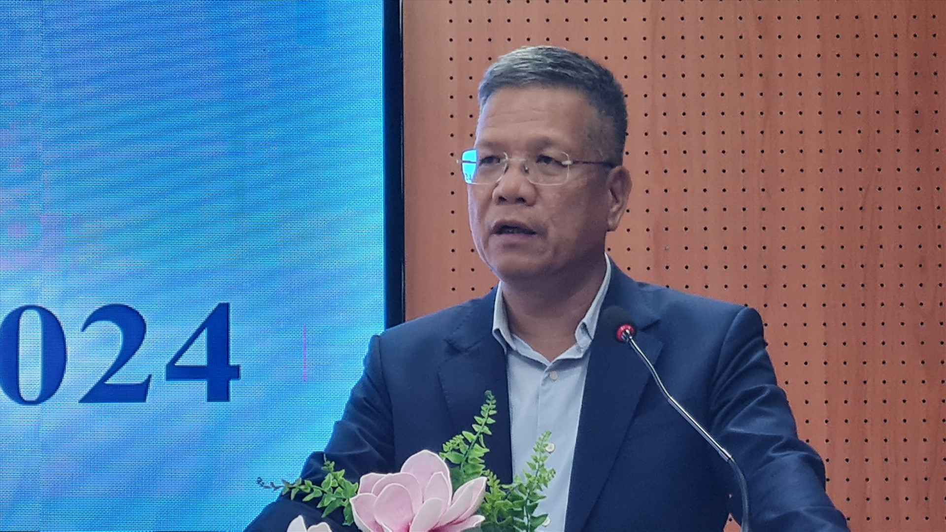Phó Tổng Giám đốc BHXH Việt Nam Trần Đình Liệu phát biểu tại hội nghị. Ảnh: D.L