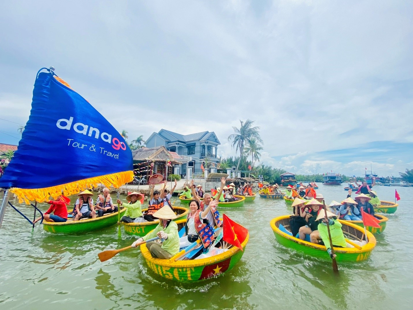 Thương hiệu DANAGO phổ biến tại du lịch Đà Nẵng.