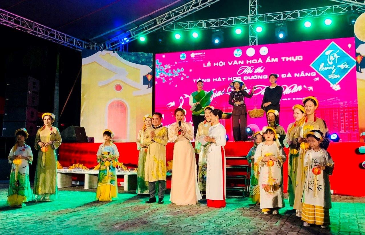 ao-dai-mi-quang.jpg