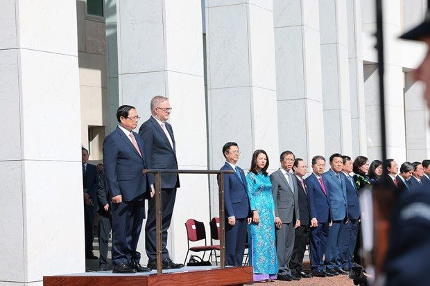 australian_pm_hosts_welcome_ceremony_for_vietnamese_counterpart.jpg