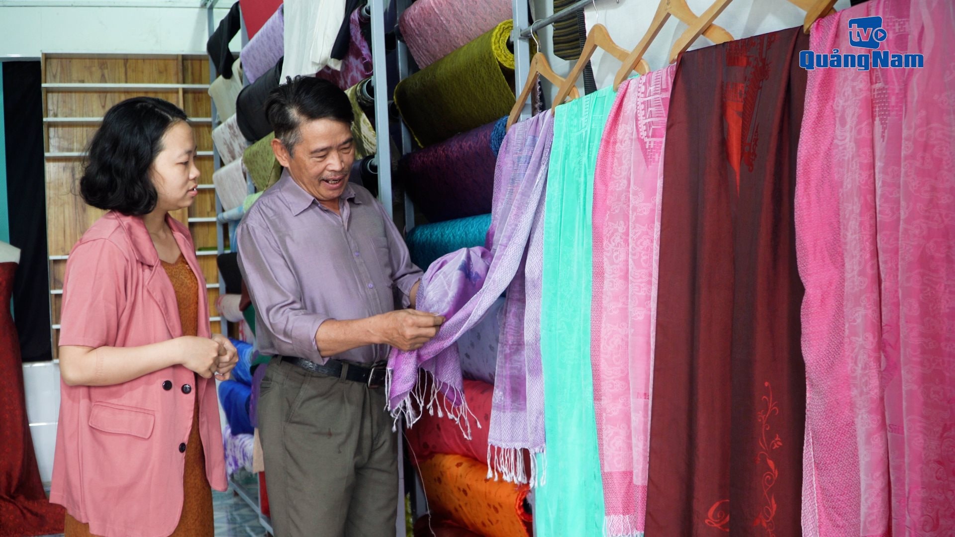 Lụa Mã Châu đã đạt sản phẩm OCOP 4 sao.