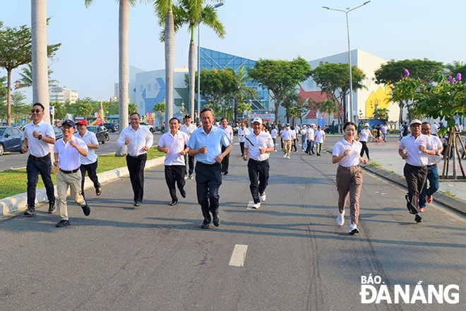 Giải diễn ra trong không khí vui tươi, phấn khởi. 
