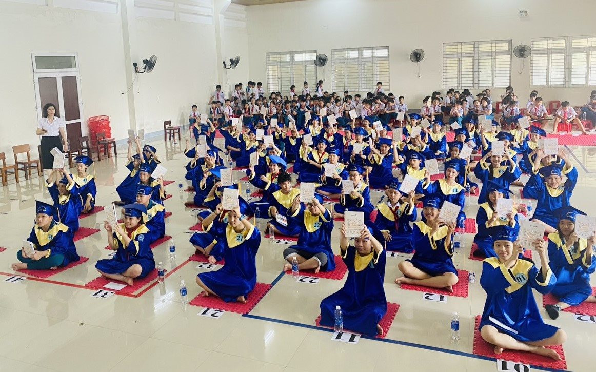 Hội thi Rung chuông vàng phòng chống các hình thức lao động trẻ em tại Trường Tiểu học Võ Thị Sáu (Tam Kỳ).