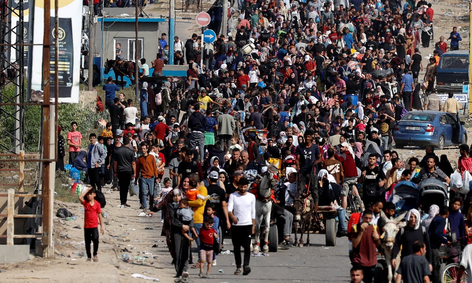 Tính đến cuối năm 2023, có 1,7 triệu người phải rời bỏ nhà cửa ở Dải Gaza. Ảnh: Reuters