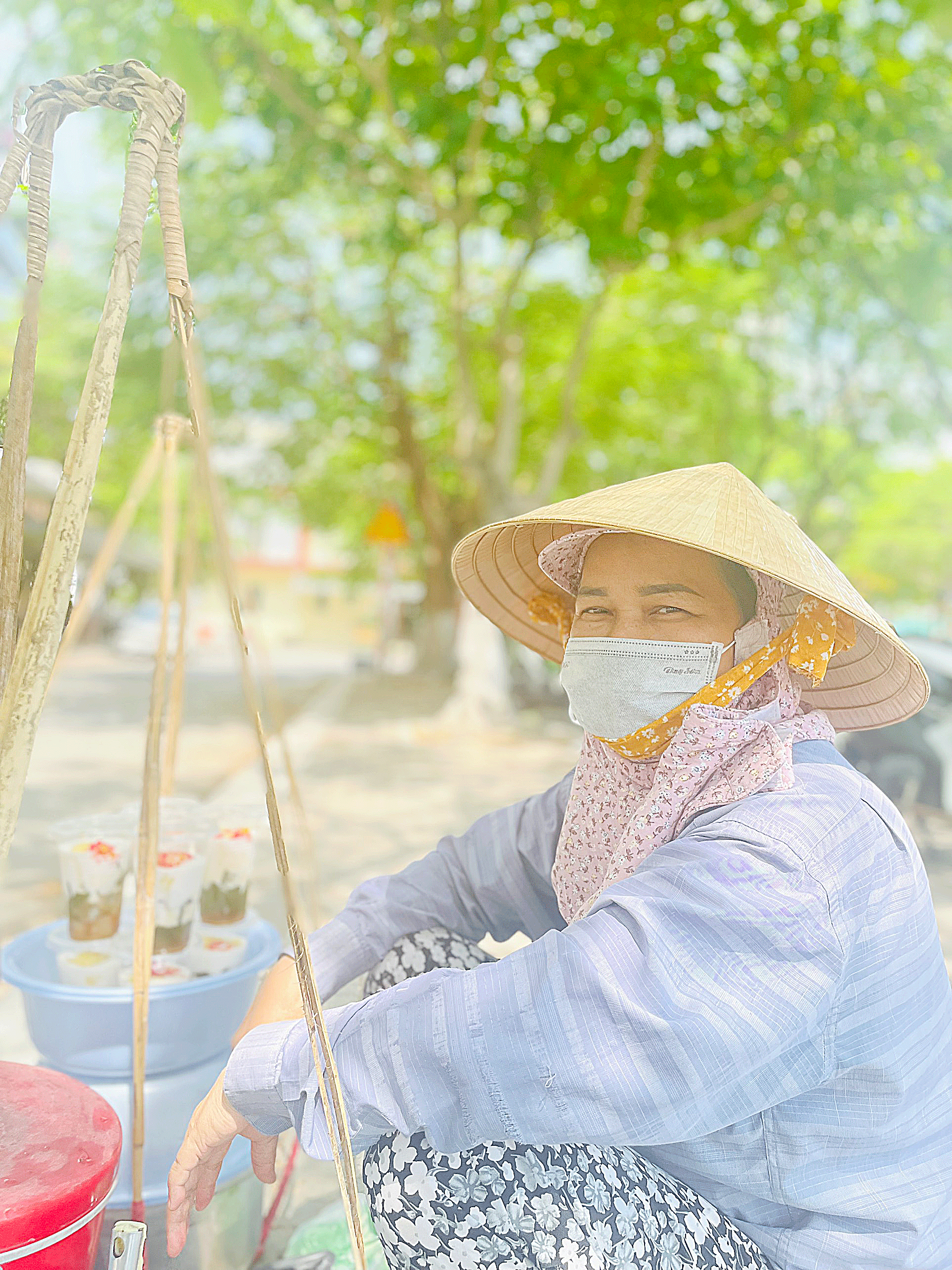 Gánh xu xoa gần 30 năm của cô Nguyễn Thị Nhân, in dấu tuổi thơ của nhiều thế hệ trưởng thành Ảnh: H.T.V