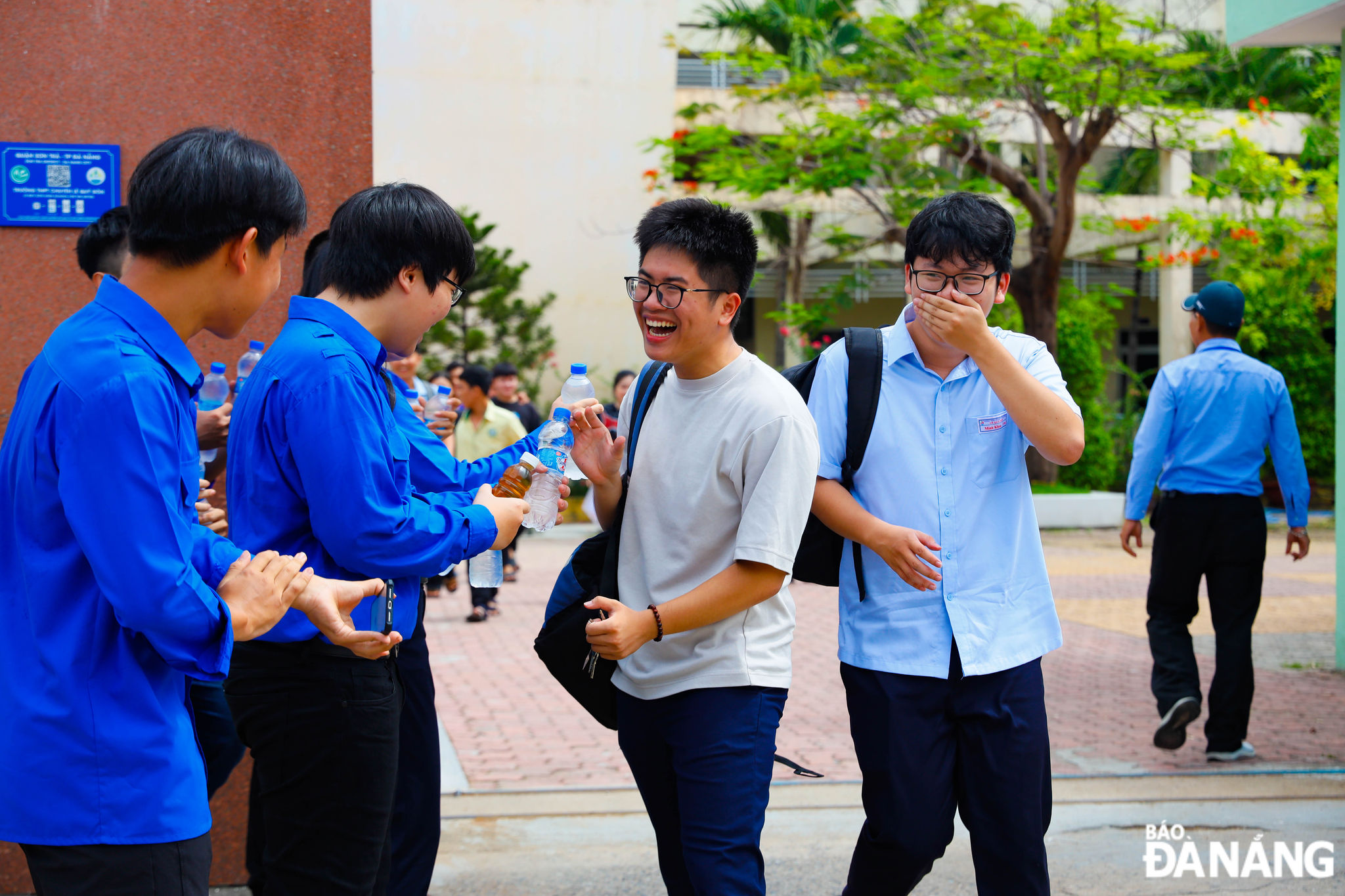 Thí sinh vui mừng vì 
