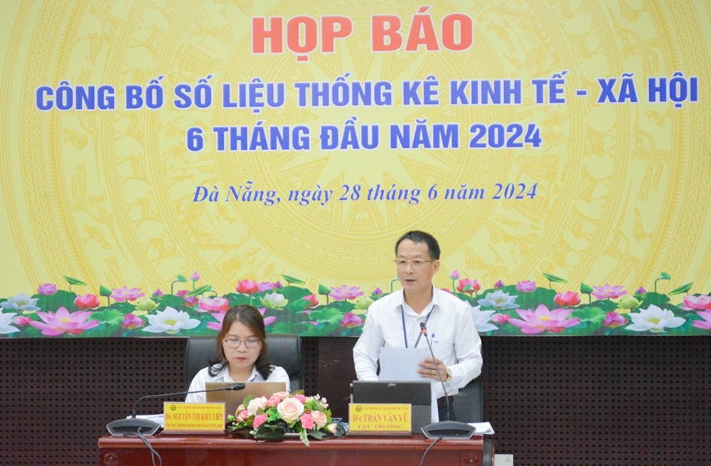 họp báo