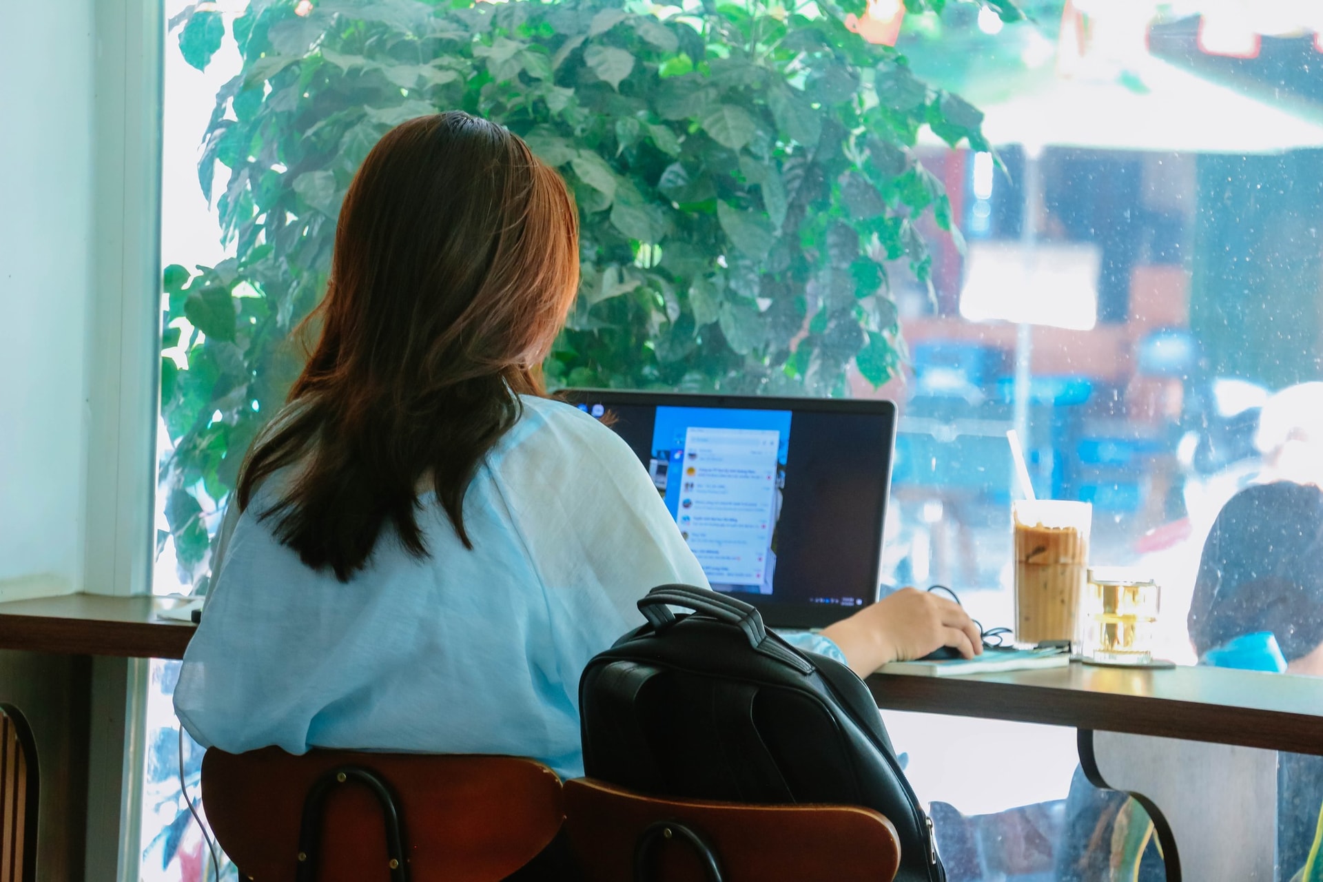 Nhiều bạn trẻ chọn Thâu làm nơi học tập. Ảnh: H.L