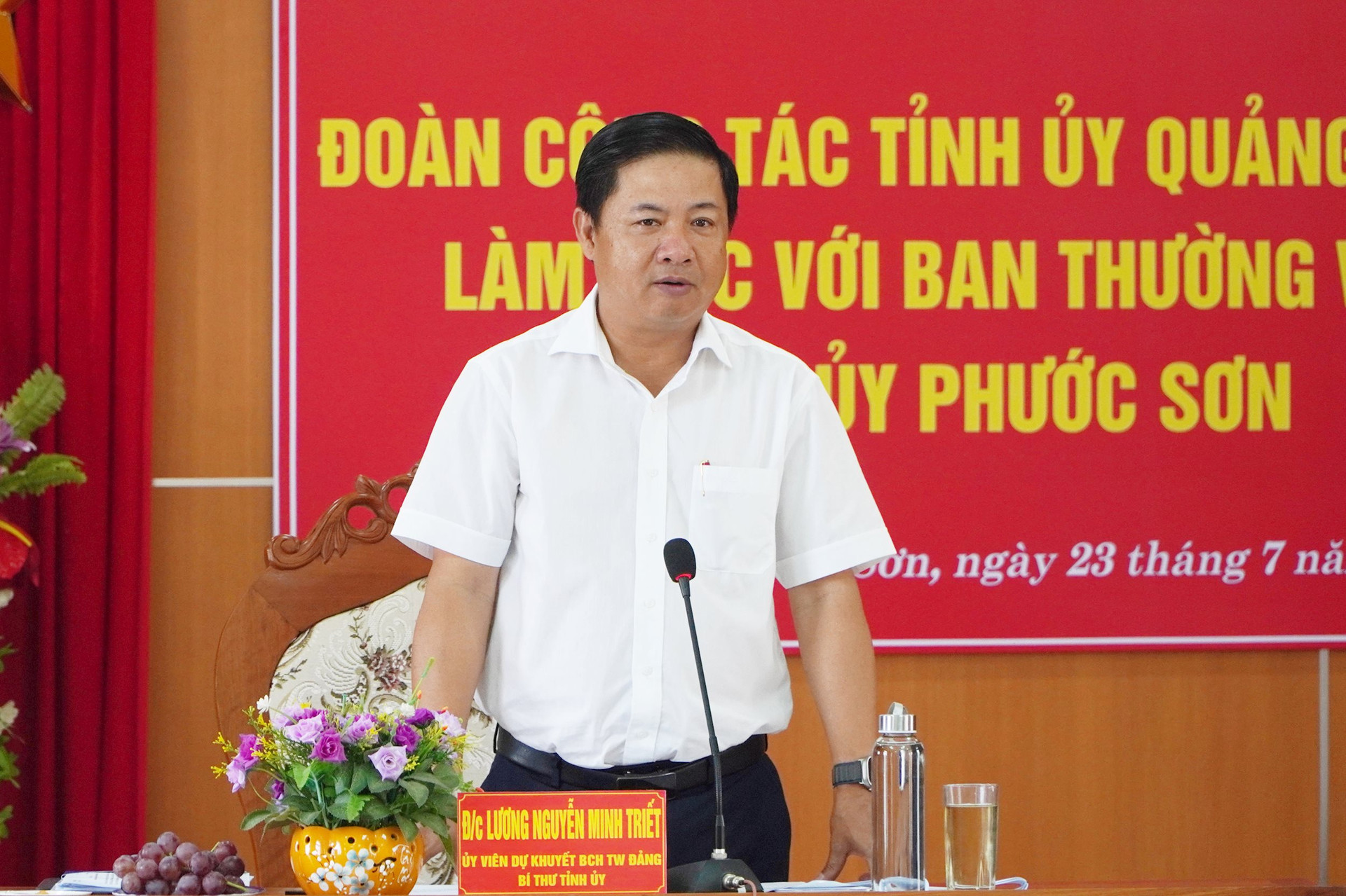 Bí thư Tỉnh uỷ Lương Nguyễn Minh Triết phát biểu kết luận buổi làm việc