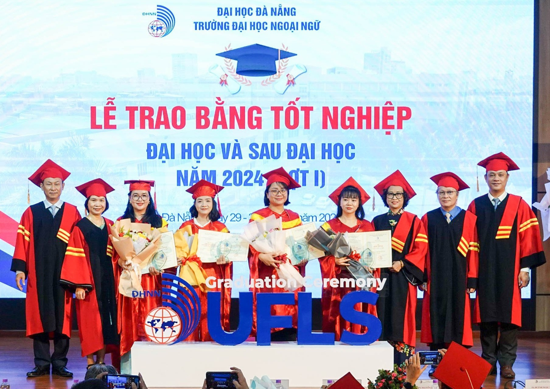 tân Tiến sỹ