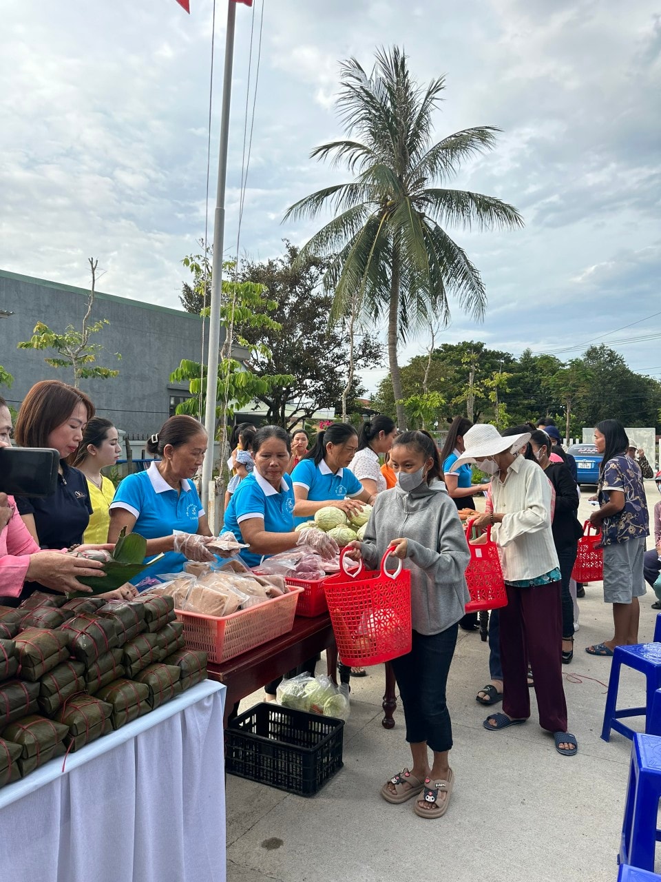 ANH CHỢ O ĐỒNG PN TAM GIANG