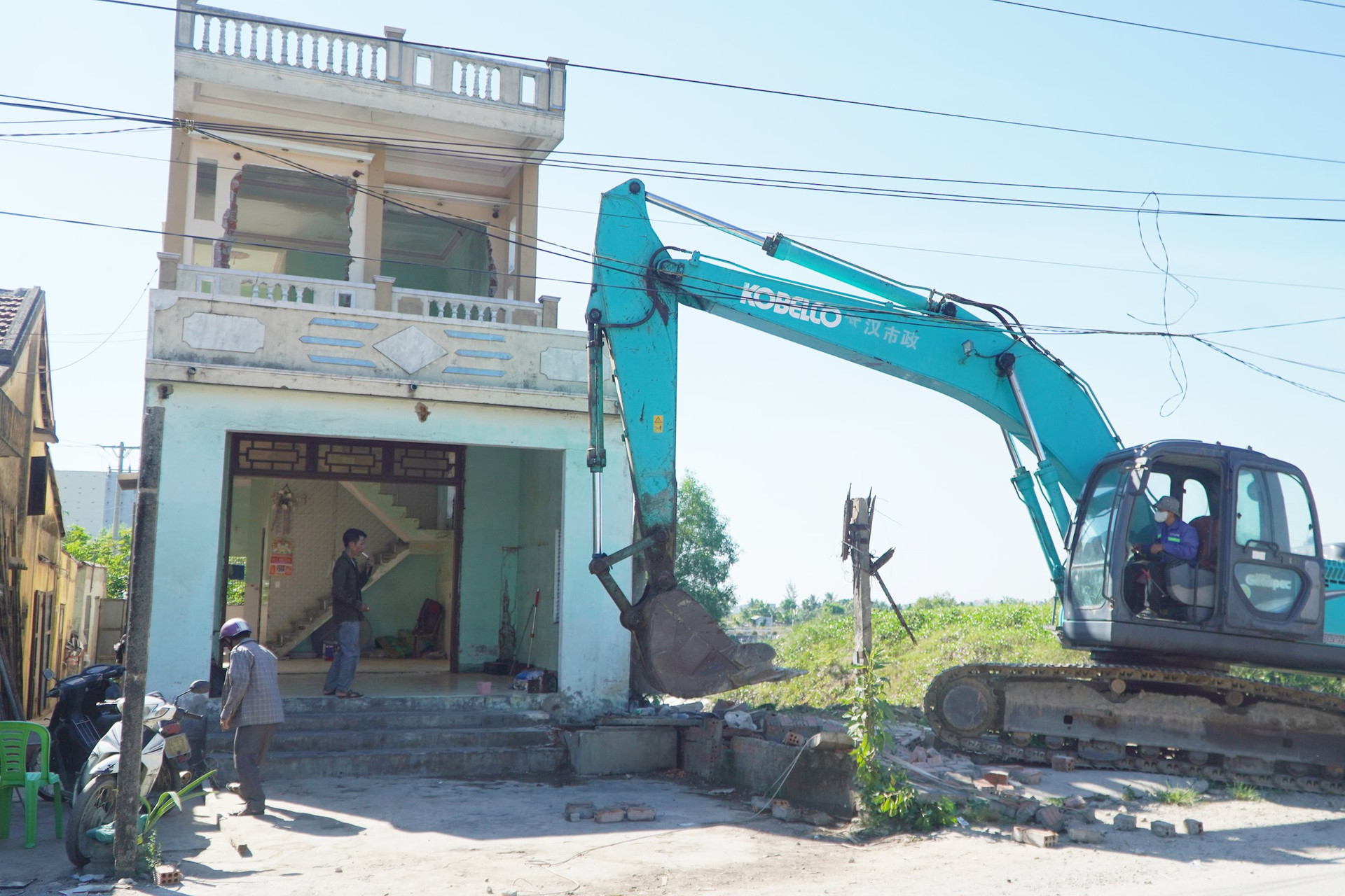 Đã có 6 hộ đồng ý bàn giao mặt bằng để triển khai thi công đường dẫn lên cầu