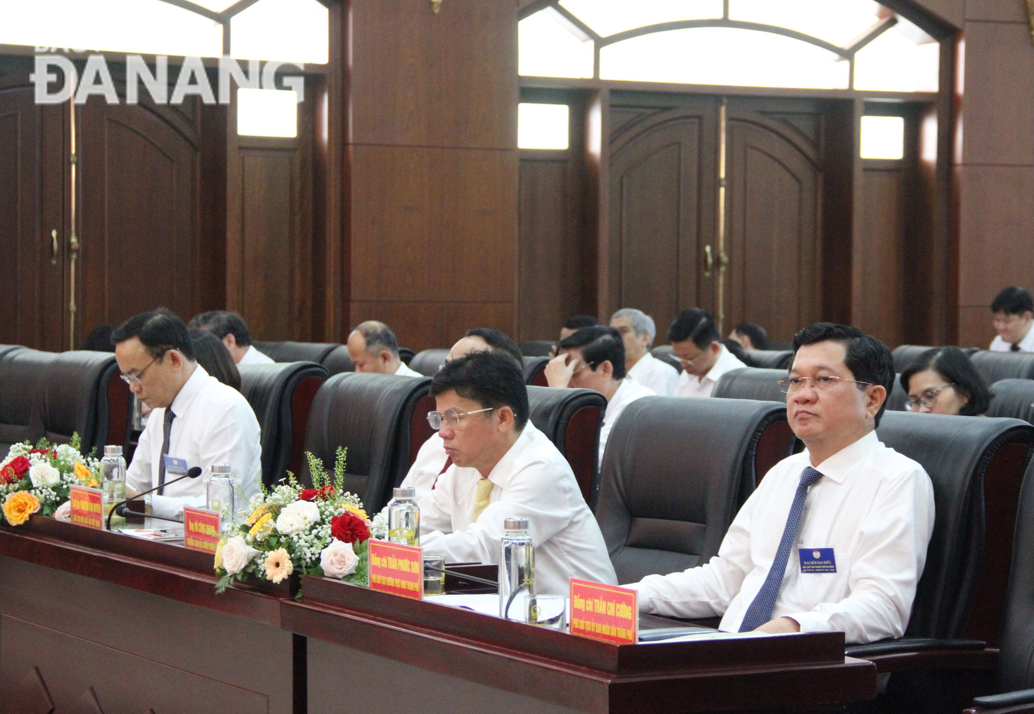 Lãnh đạo thành phố dự đại hội Hội Luật gia thành phố khóa VIII, nhiệm kỳ 2024-2029. Ảnh: L.P