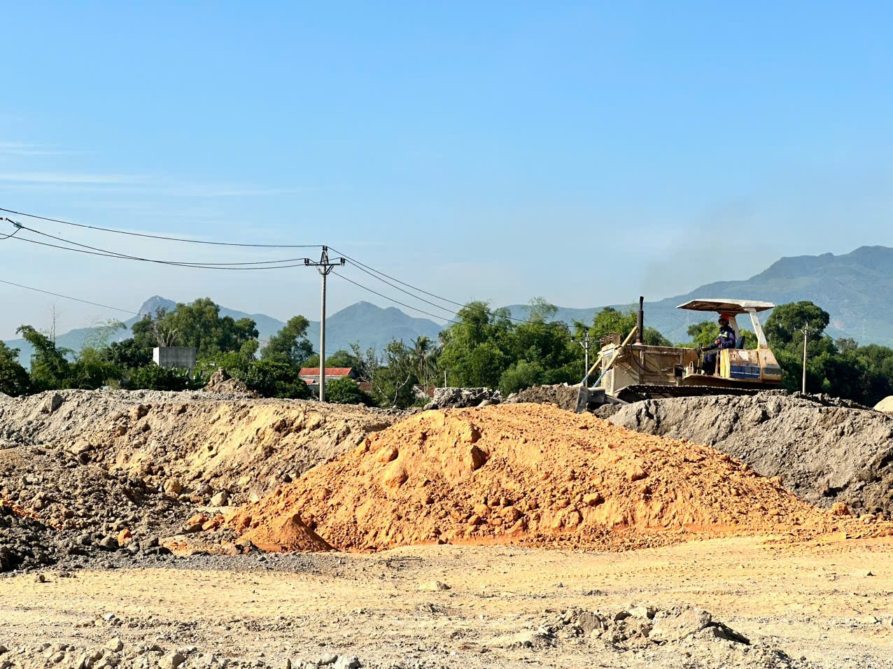 Núi Thành hiện là địa phương đối diện nhiều áp lực trong bồi thường, giải phóng mặt bằng, nhiều vấn đề nảy sinh liên quan lĩnh vực đất đai. Ảnh: T.C