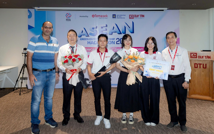 Sv Dtu giải Nhất ASEAN