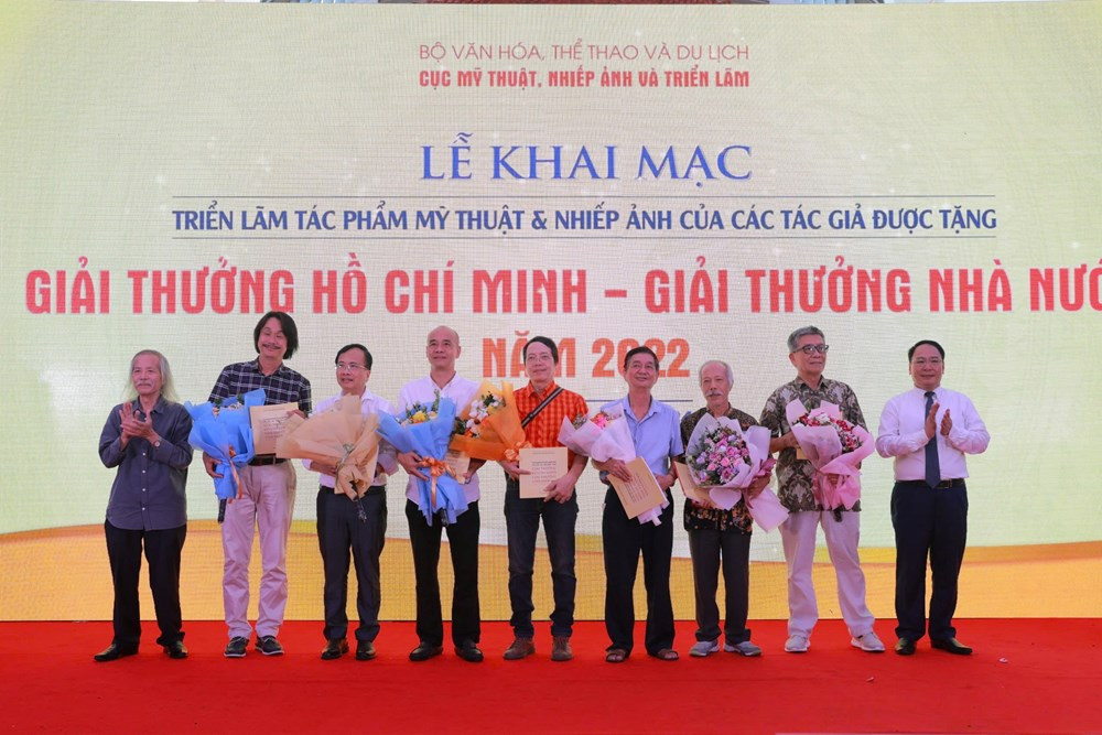 Lễ khai mạc trưng bày, triển lãm tác phẩm được tặng Giải thưởng Hồ Chí Minh, Giải thưởng Nhà nước 