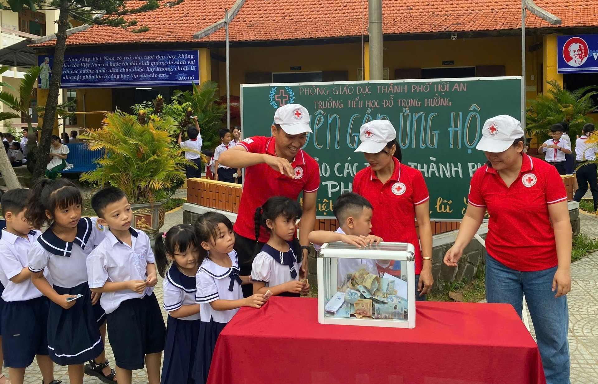 HOC SINH HOIAN