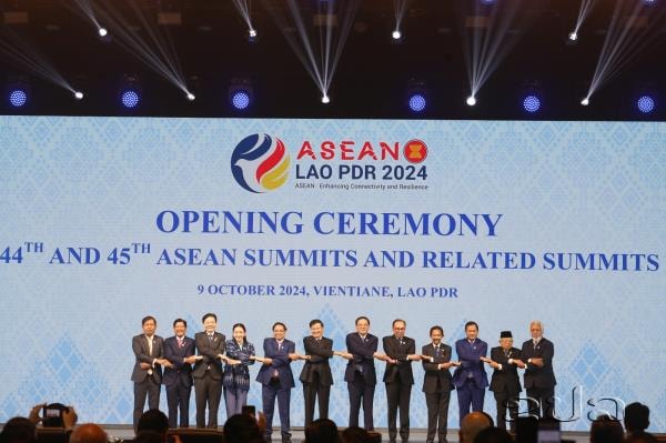 Lãnh đạo các nước thành viên ASEAN tham dự hội nghị. Ảnh: KPL