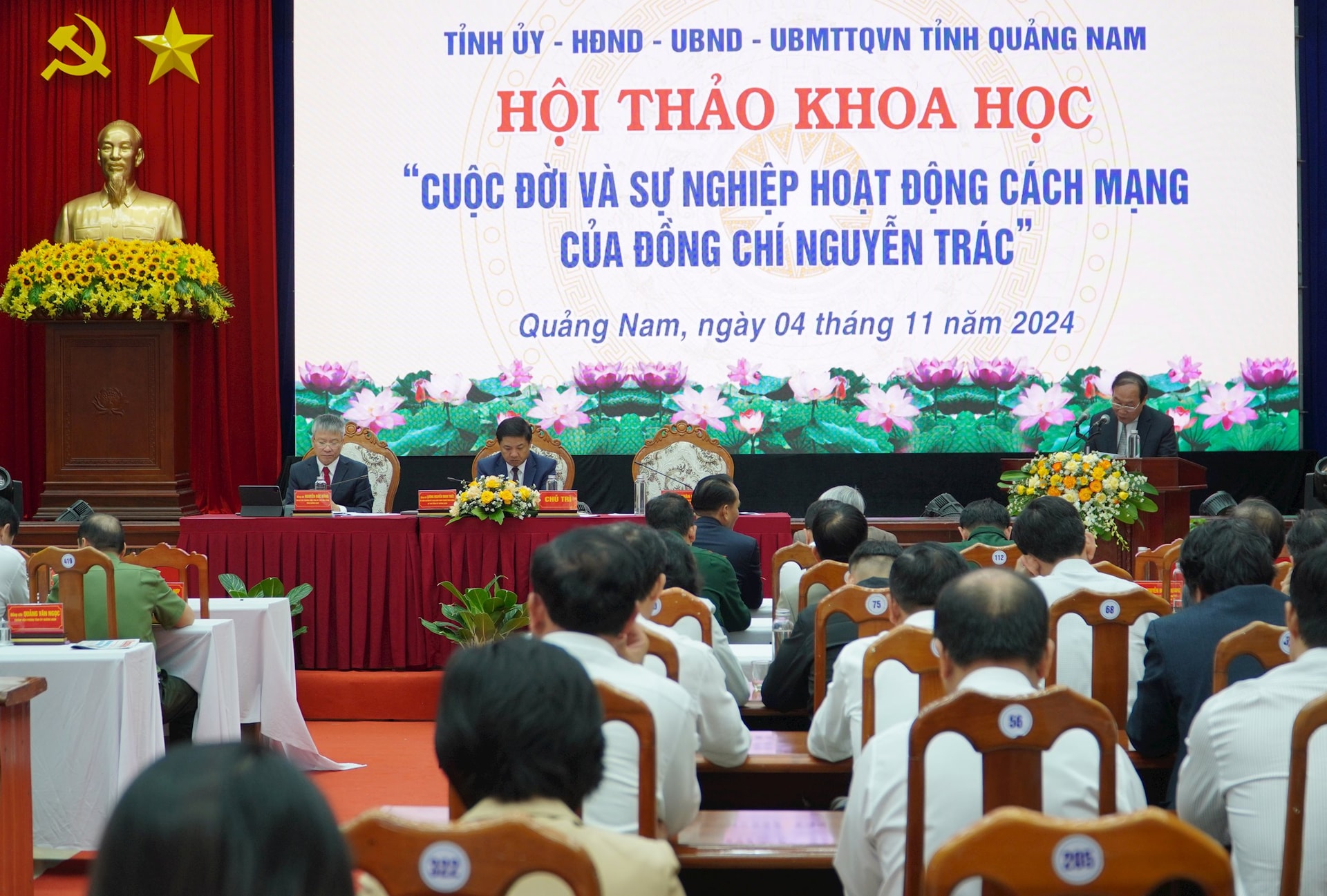 HOI THAO 8