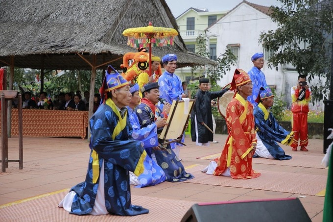 Cau Bong Festival in Tra Que. Photo: Sggp