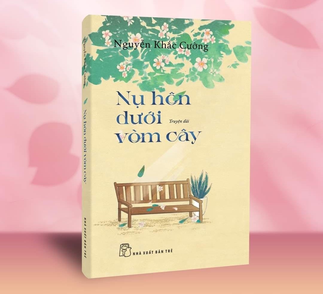 Nụ hôn dưới vòm cây