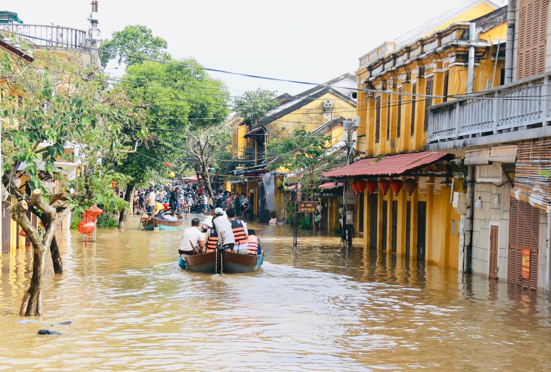 lụt hội an