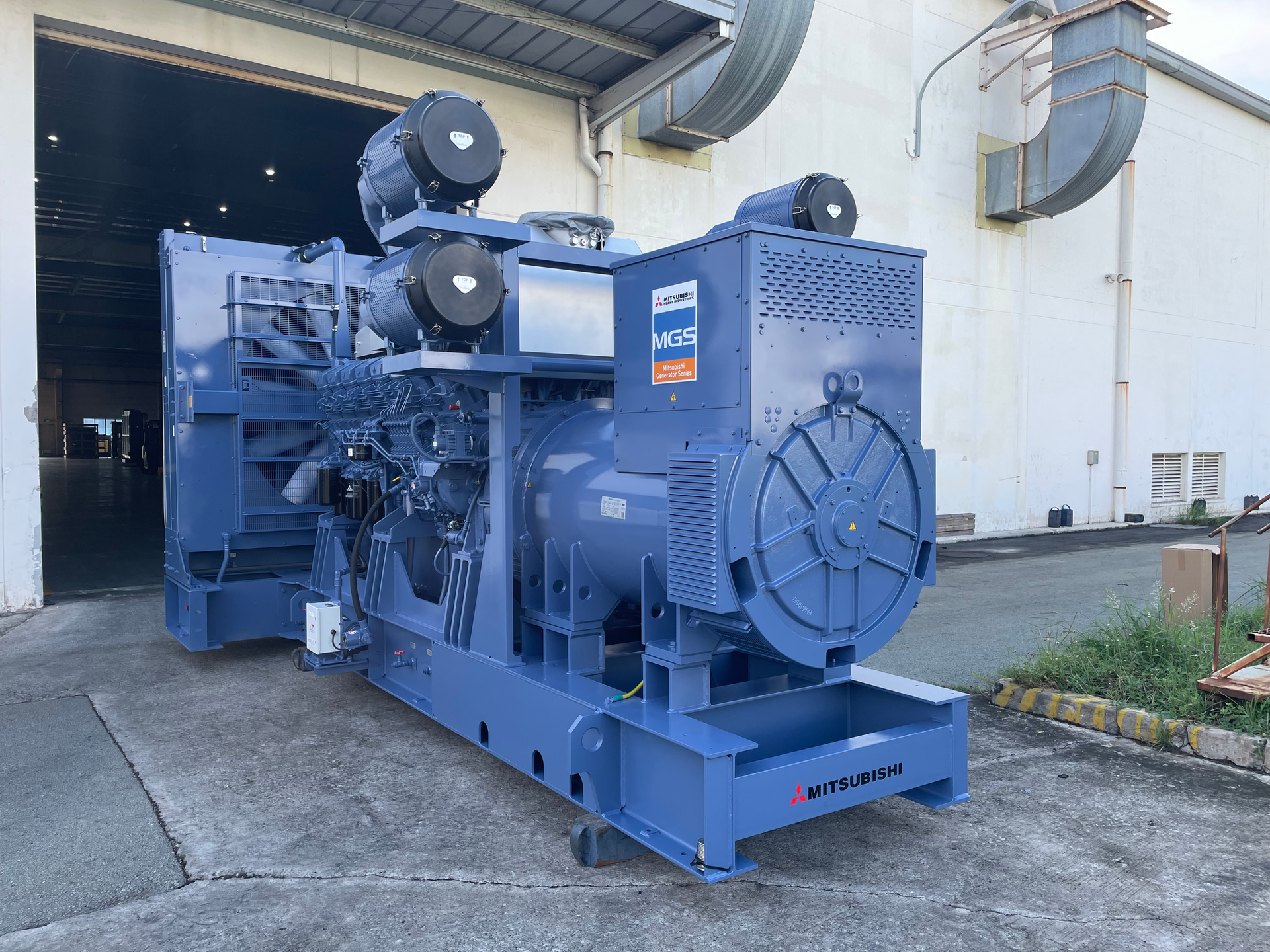 Máy phát điện Mitsubishi được phân phối chính hãng bởi Bình Minh Group.