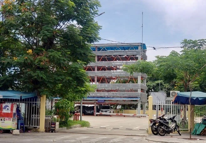Bãi đỗ xe số 166 Hải Phòng vắng khách đến gửi xe. Ảnh: P.A
