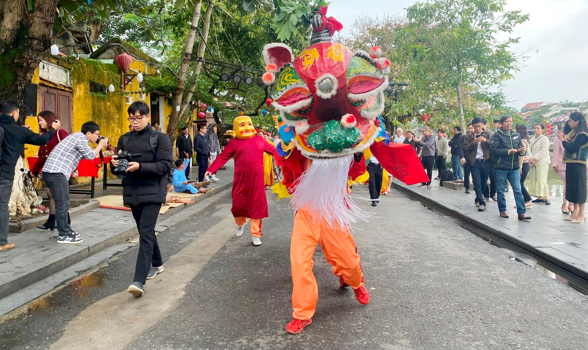 Nhiều hoạt động văn hóa, nghệ thuật hấp dẫn sẽ diễn ra tại Hội An trong dịp tết năm nay. Ảnh: V.L