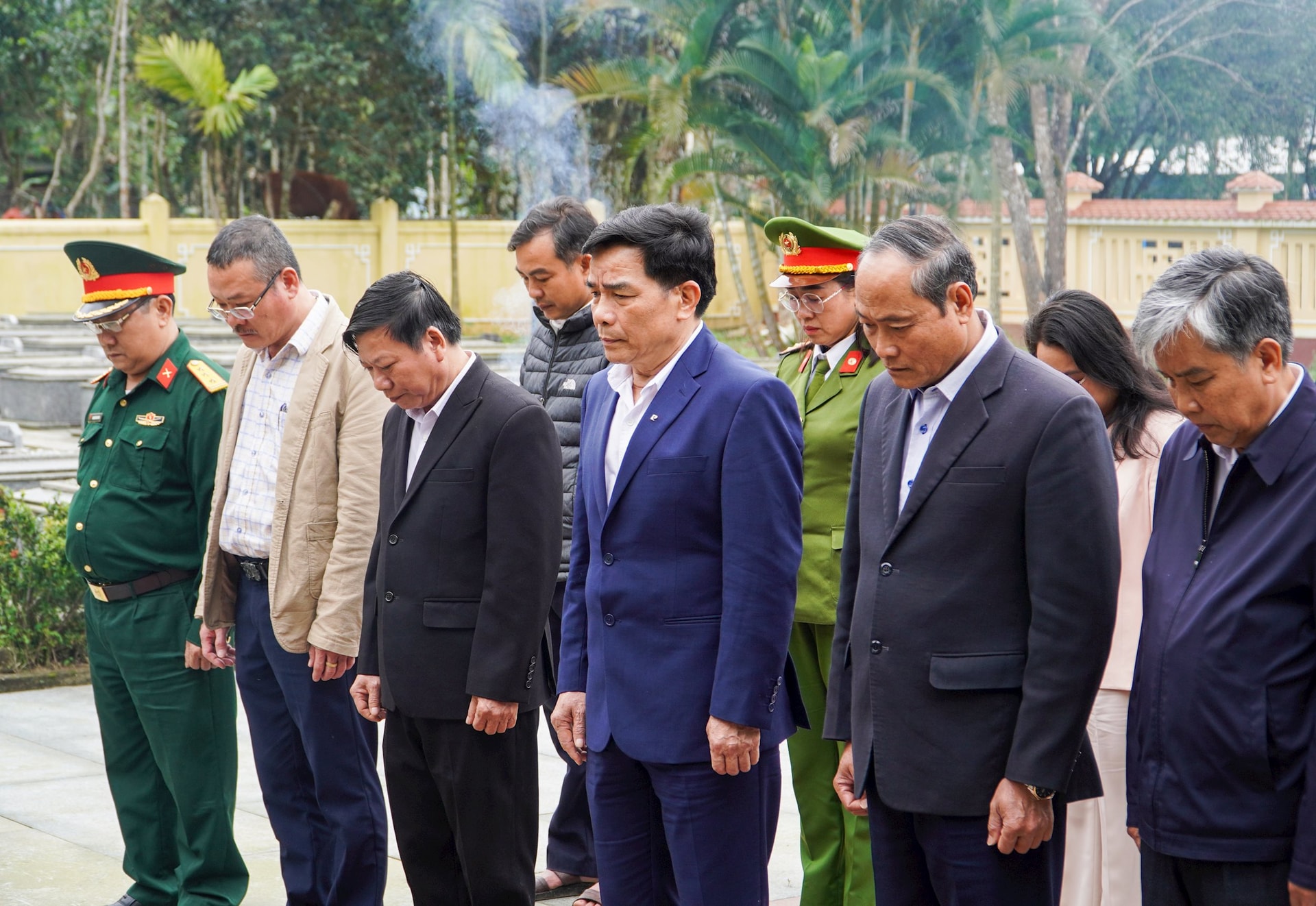 LE VAN DUNG DANG HUONG TIEN PHUOC 4