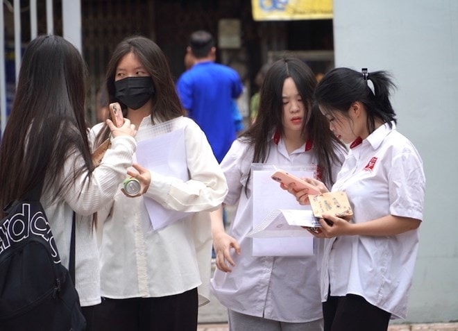 Nhiều trường đại học xét tuyển học bạ học năm 2025. Ảnh: Vân Trang