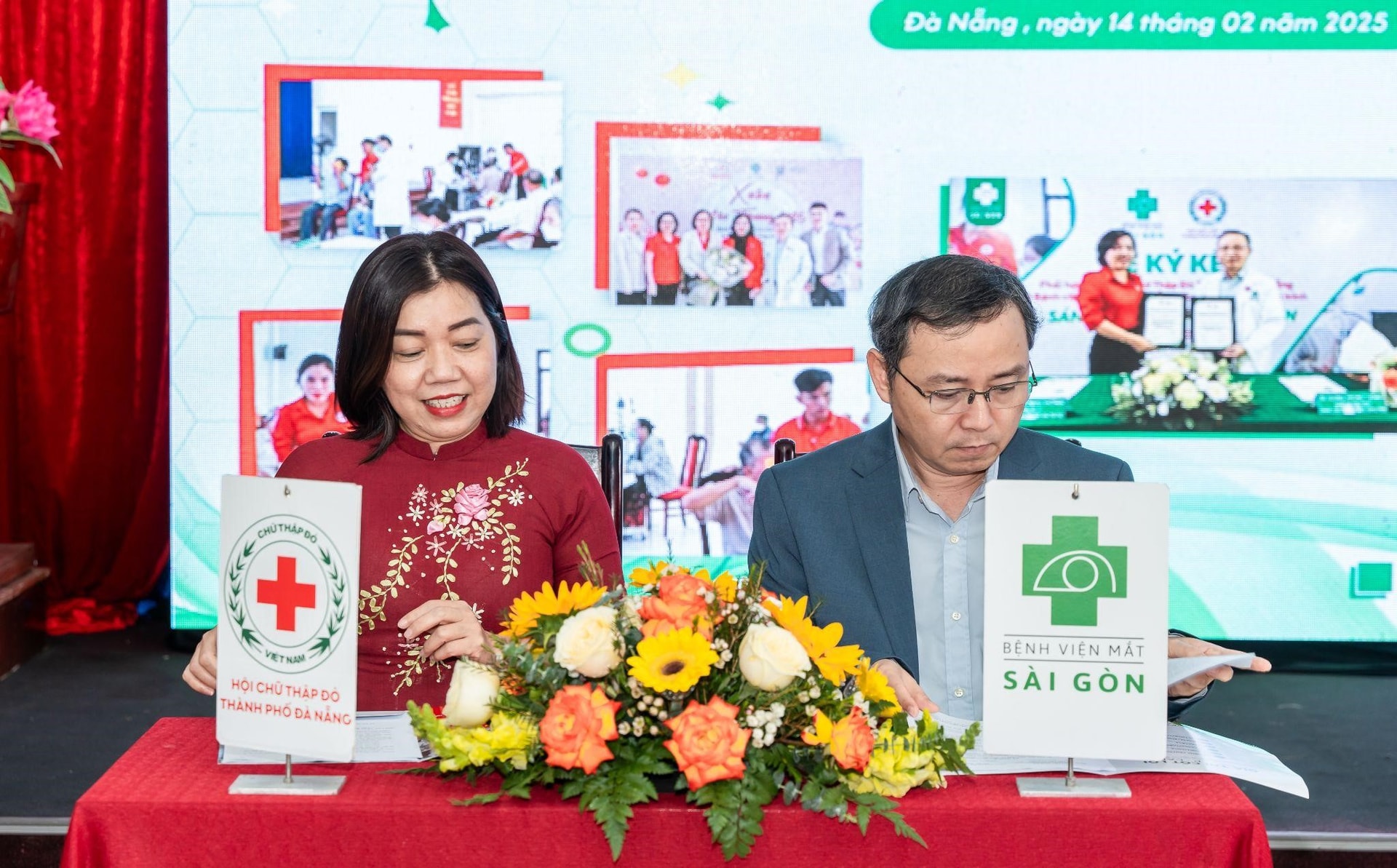 Lễ ký kết phối hợp hoạt động giữa Bệnh viện Mắt Sài Gòn Sông Hàn và Hội Chữ thập đỏ Thành Phố Đà Nẵng.