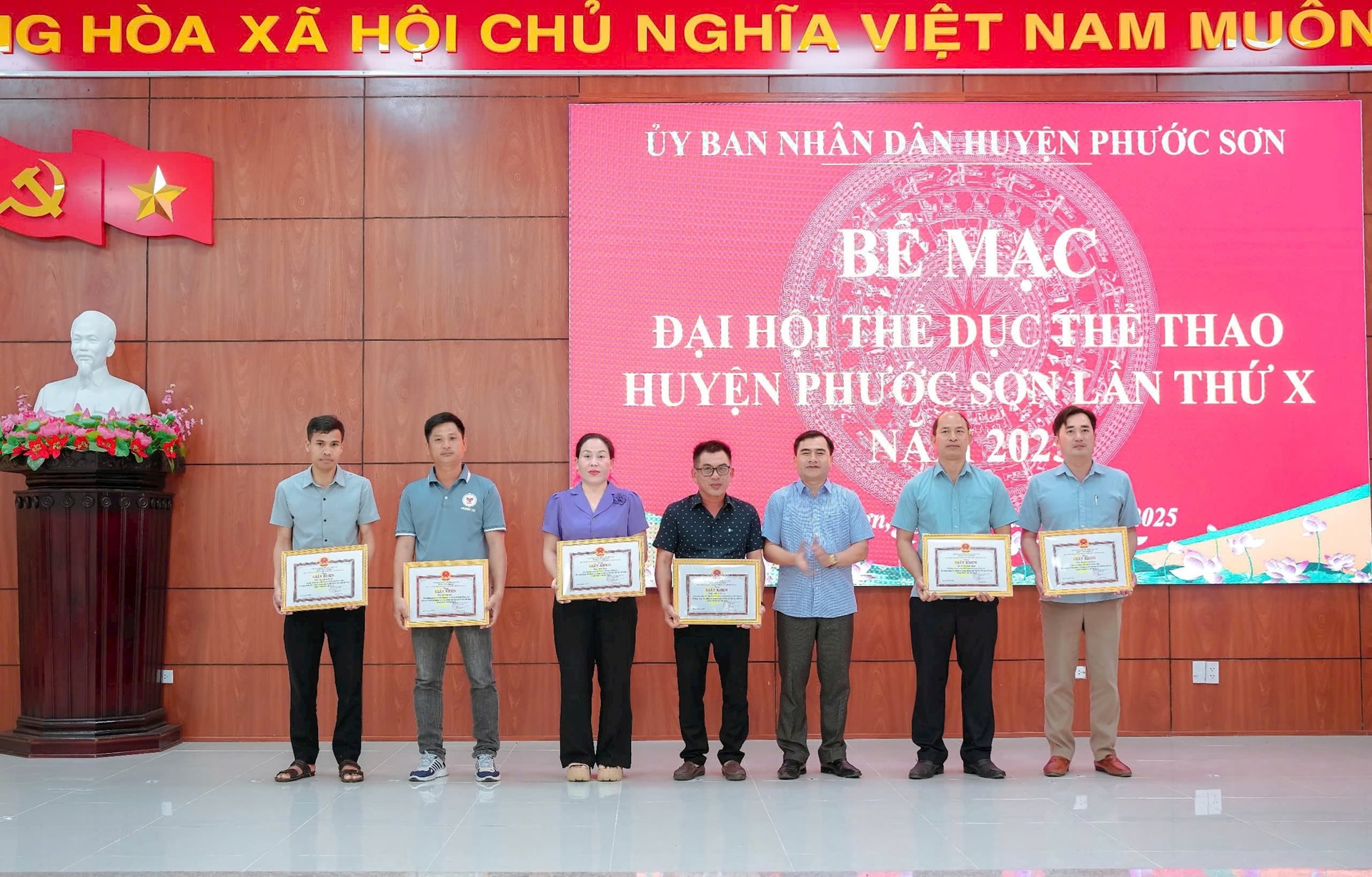 z6371202649100_53b93a6adc70837b590b318513152efc.jpg