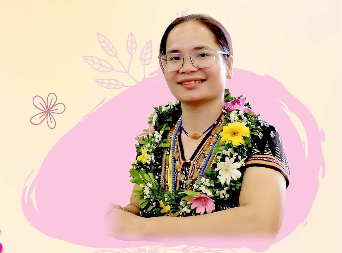 Yđêl Thị Mlát - Chủ tịch Hội LHPN xã A Nông (huyện Tây Giang).