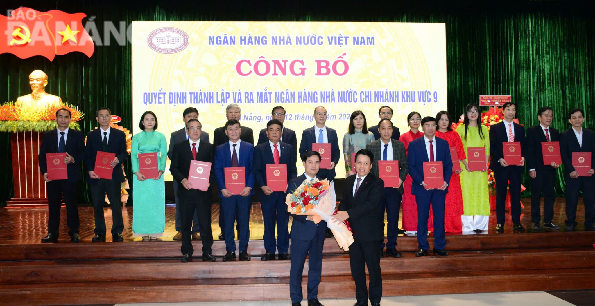 Ngân hàng Nhà nước Việt Nam ra mắt Ban lãnh đạo Ngân hàng Nhà nước khu vực 9. Ảnh: MAI QUẾ