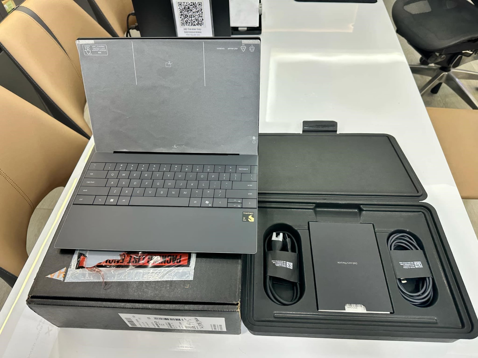 Mẫu laptop Dell XPS 9345 hỗ trợ tăng hiệu suất AI và Copilot+ PC.