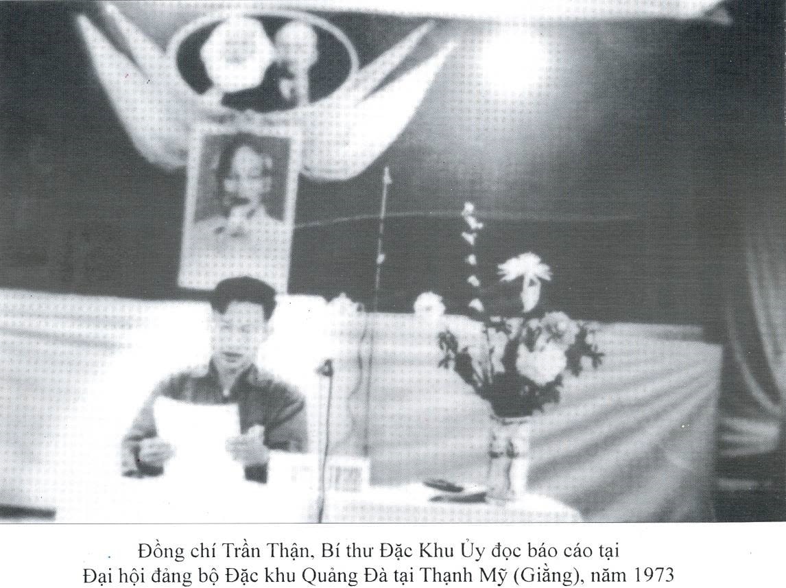 ĐH X - Quảng Đà - Đồng chí Trần Thận phát biếu tại ĐH
