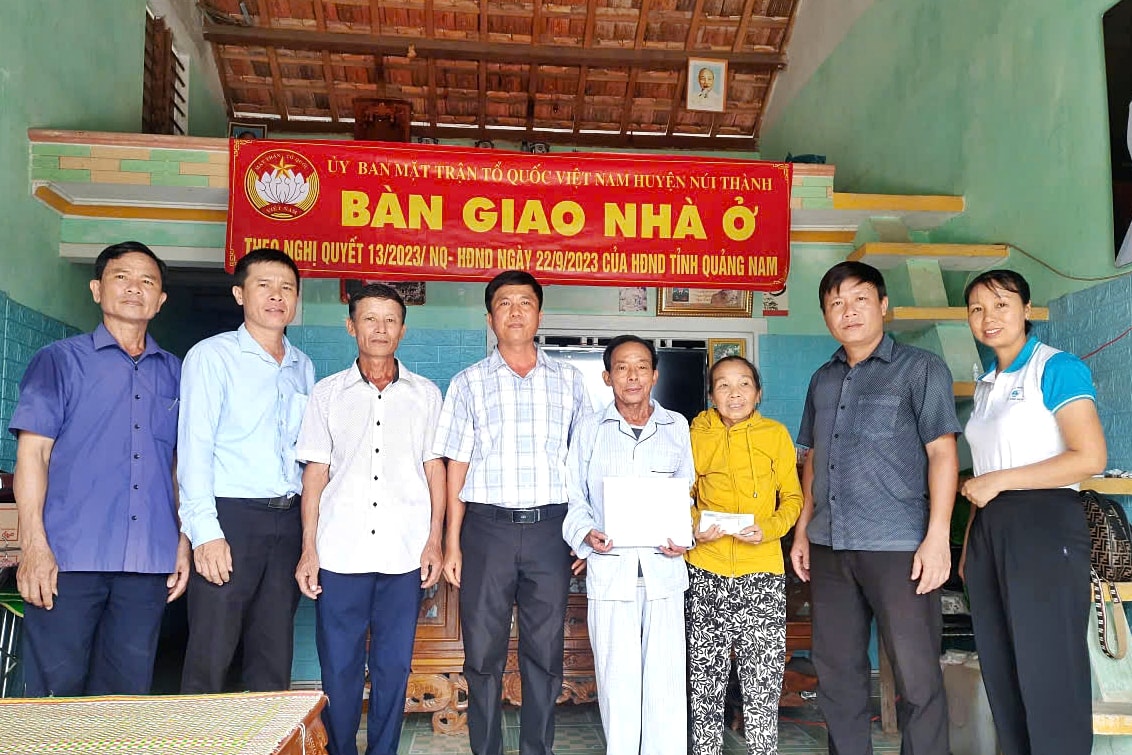 trao nha Nui Thanh