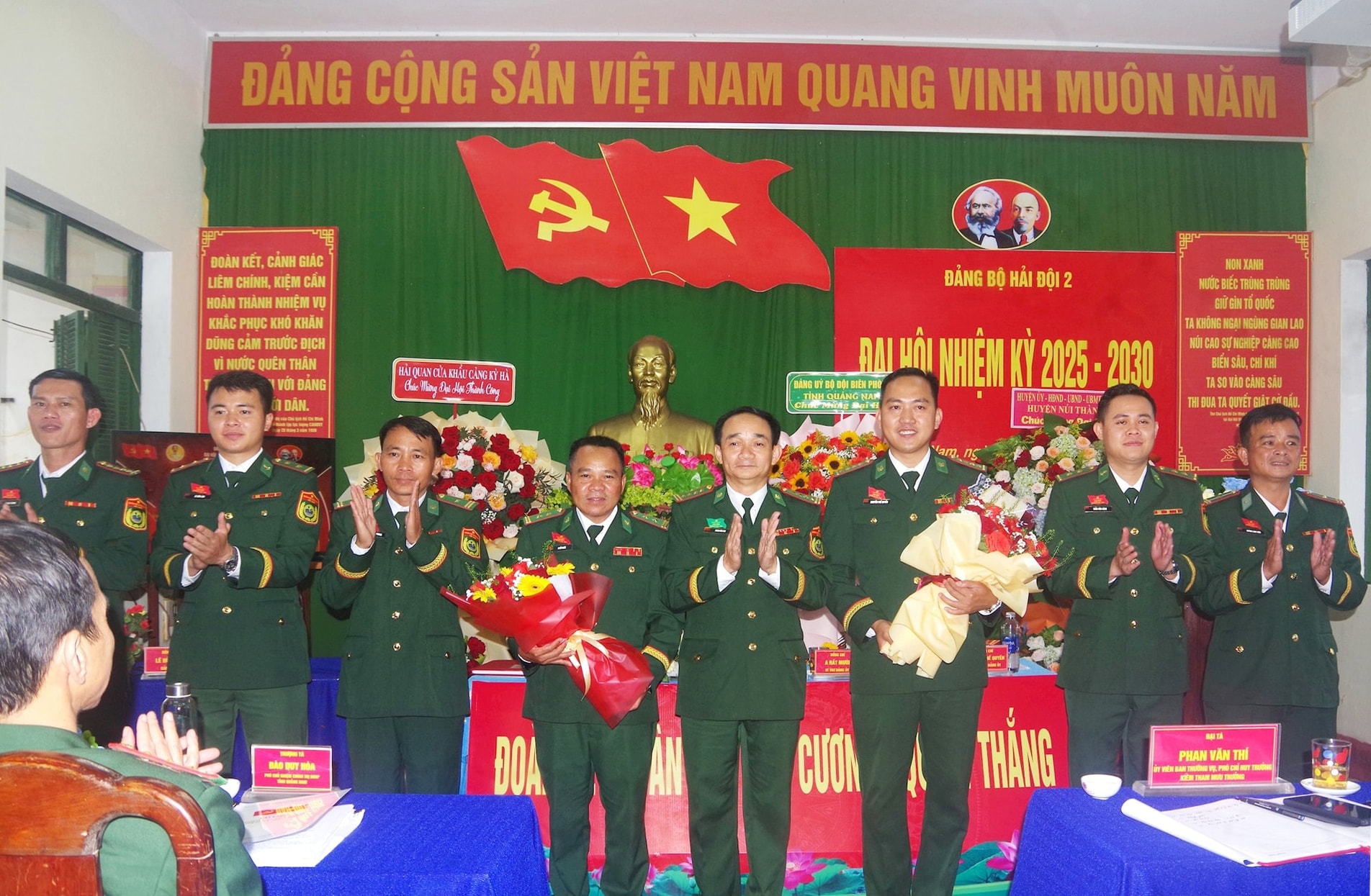 tang-hoa(1).jpg