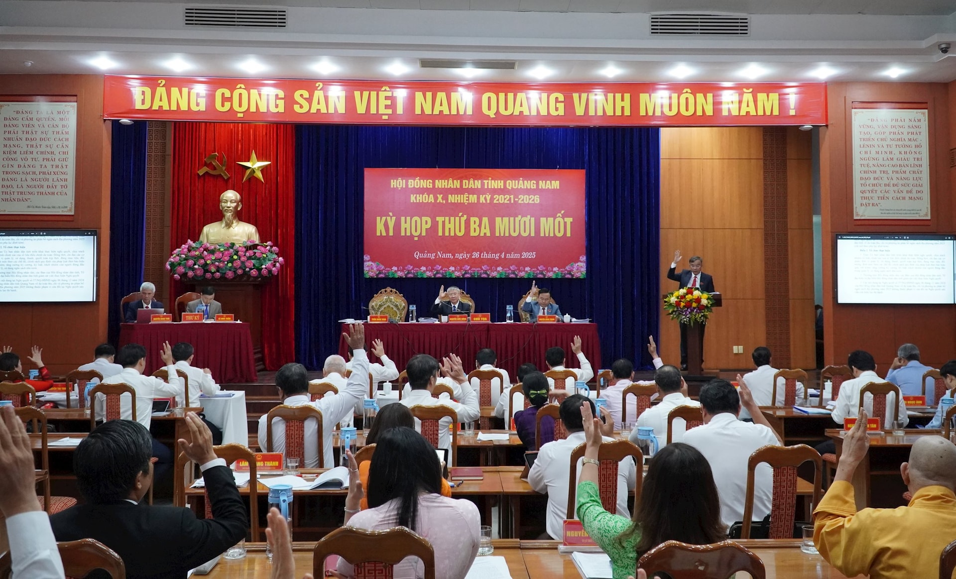 anh bieu qu d