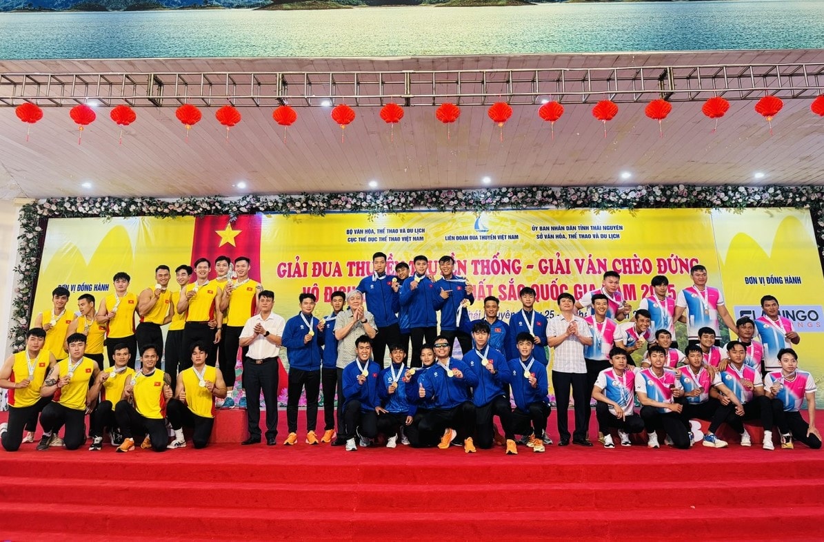 Quảng Nam giành giải ba toàn đoàn giải đua thuyền truyền thống quốc gia 2025 