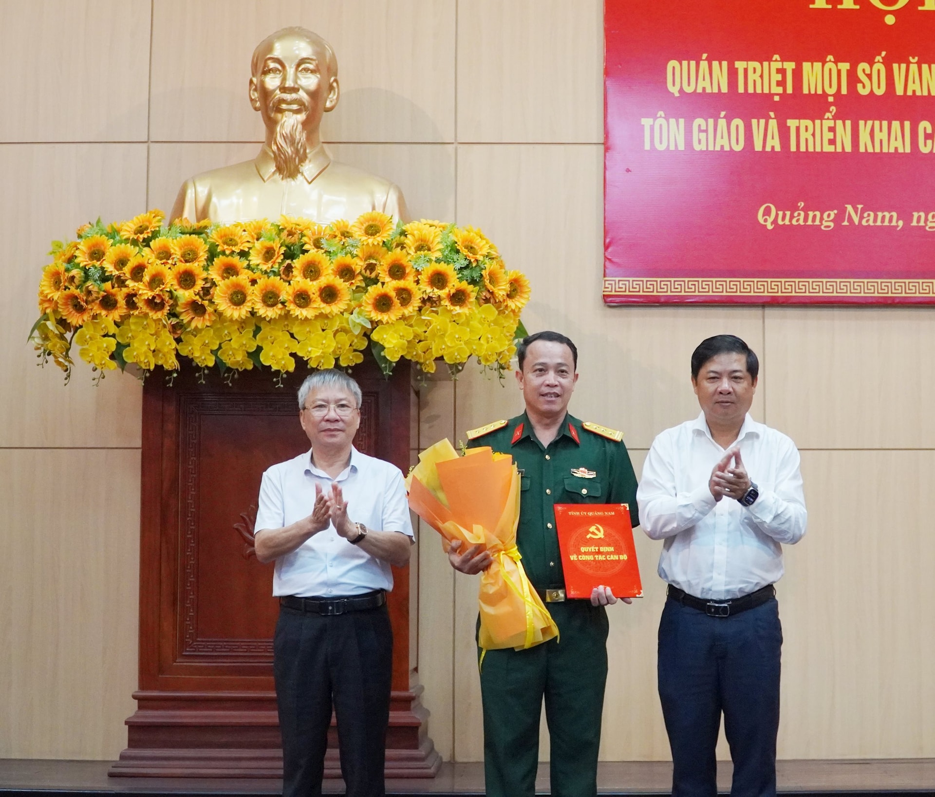 anh trao quy dinh