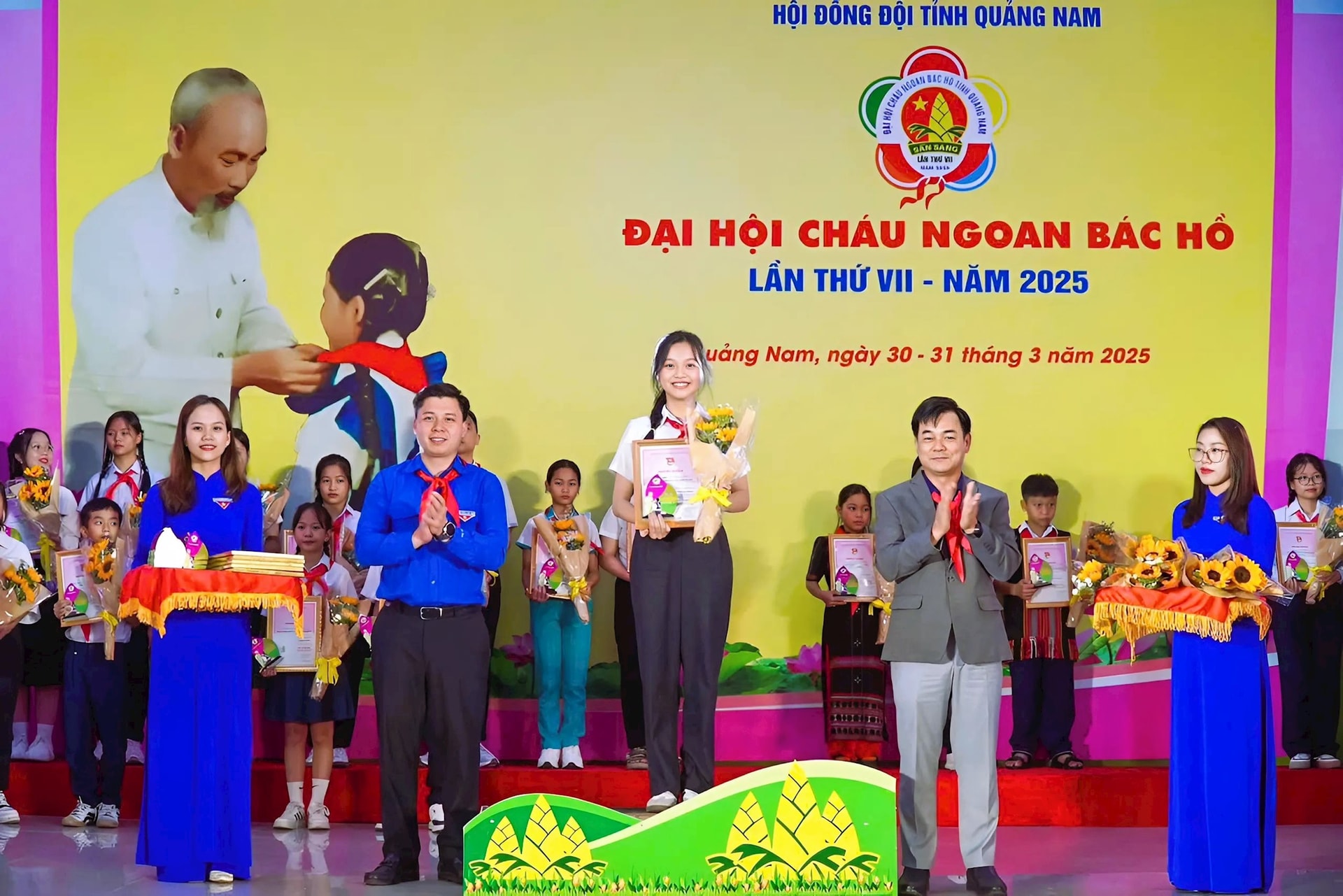 chau_ngoan_bac_ho