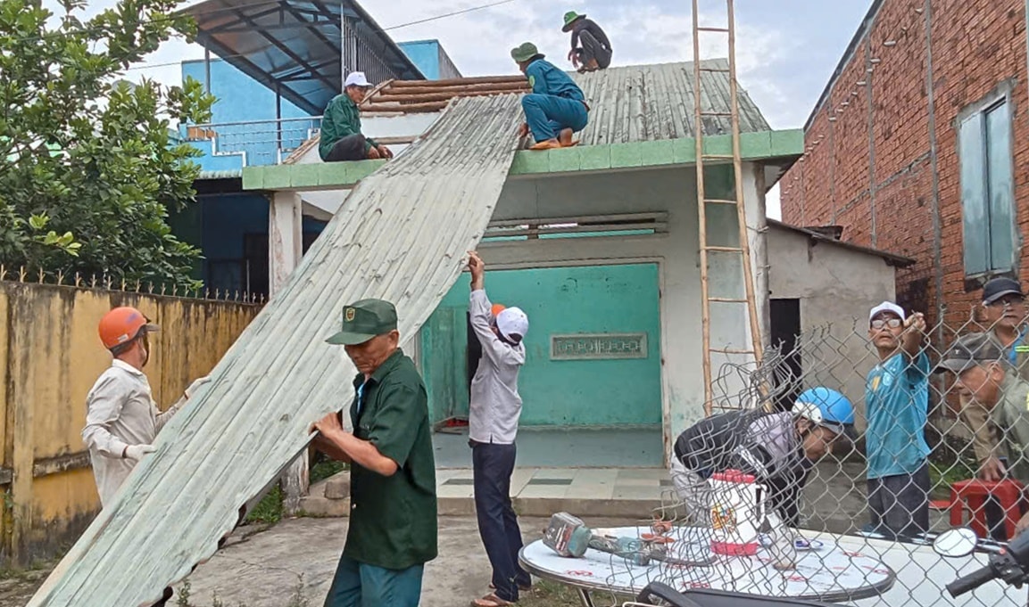 Các thành viên tham gia mô hình