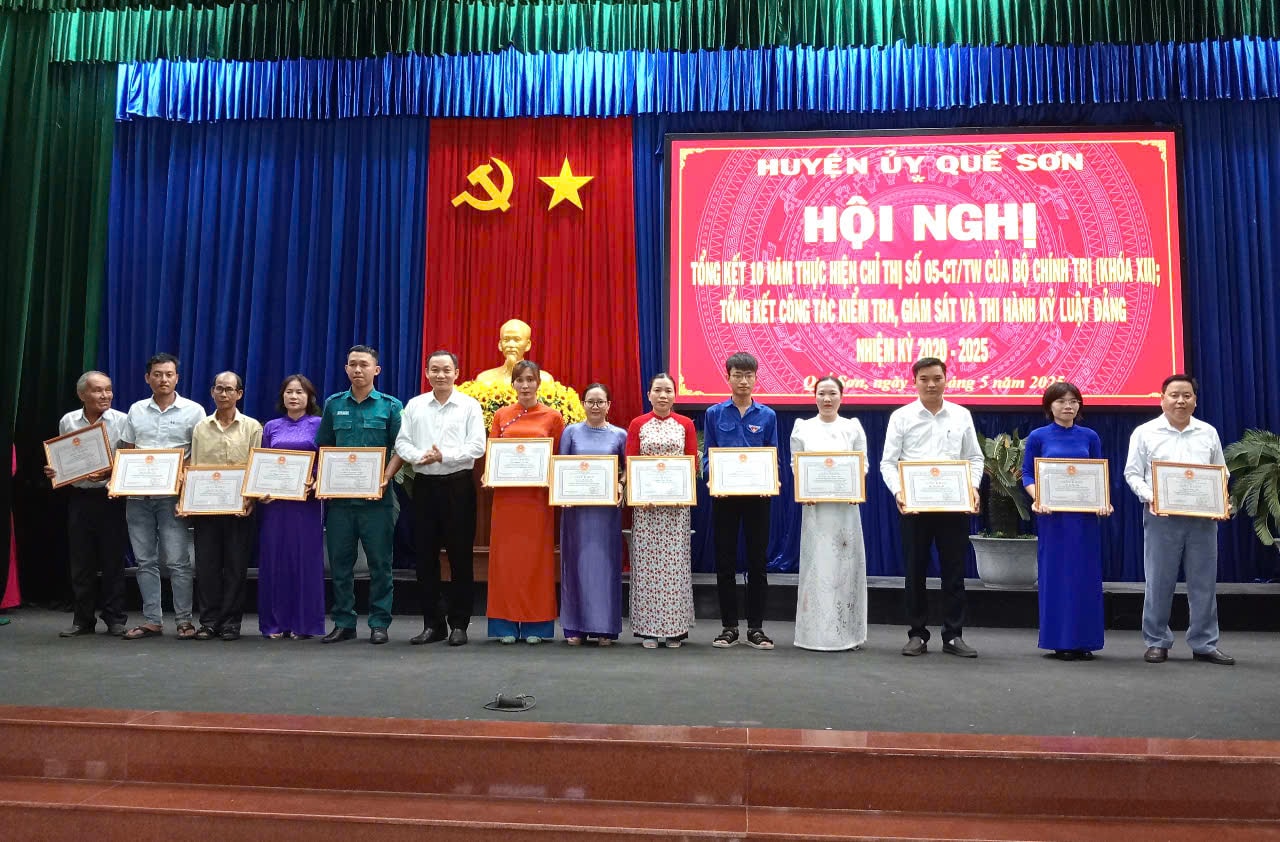 CÁ NHÂN HCM
