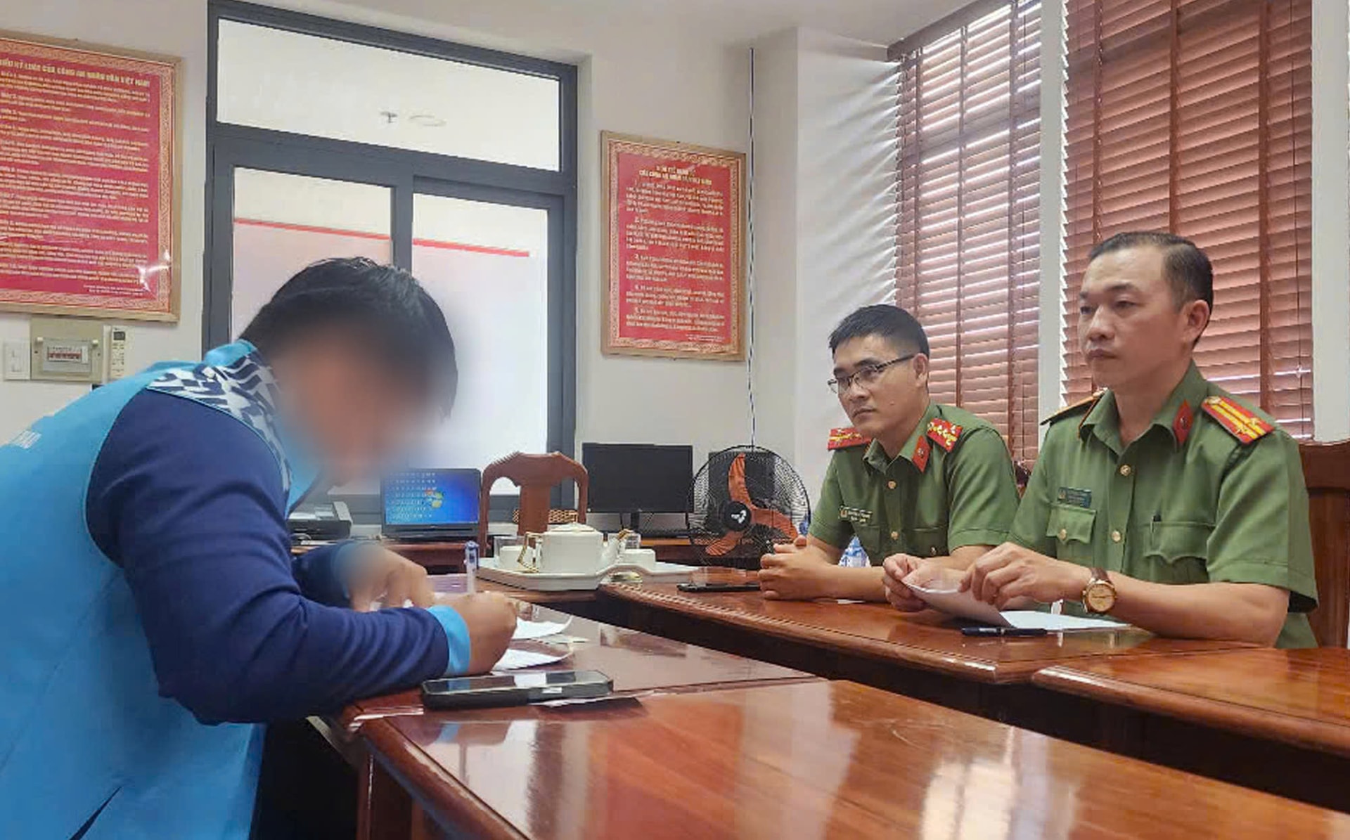 baca7ecbca067f582617.jpg