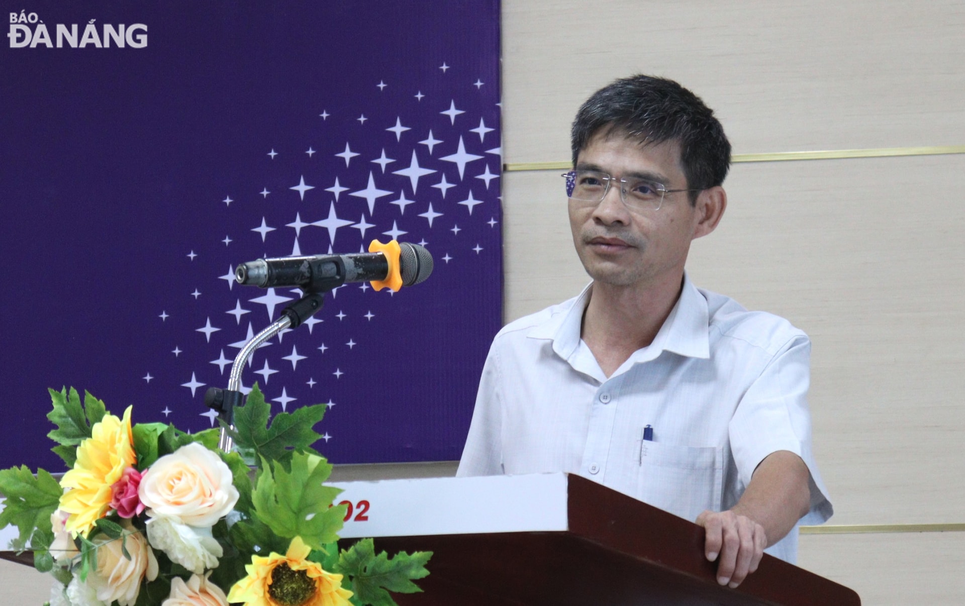 Phó Giám đốc Sở Nông nghiệp và Môi trường tỉnh Quảng Nam Trương Xuân Tý thông tin, địa phương đã đề nghị các bộ, ngành về việc đầu tư công trình ngăn mặn trên sông Thu Bồn. Ảnh: HOÀNG HIỆP