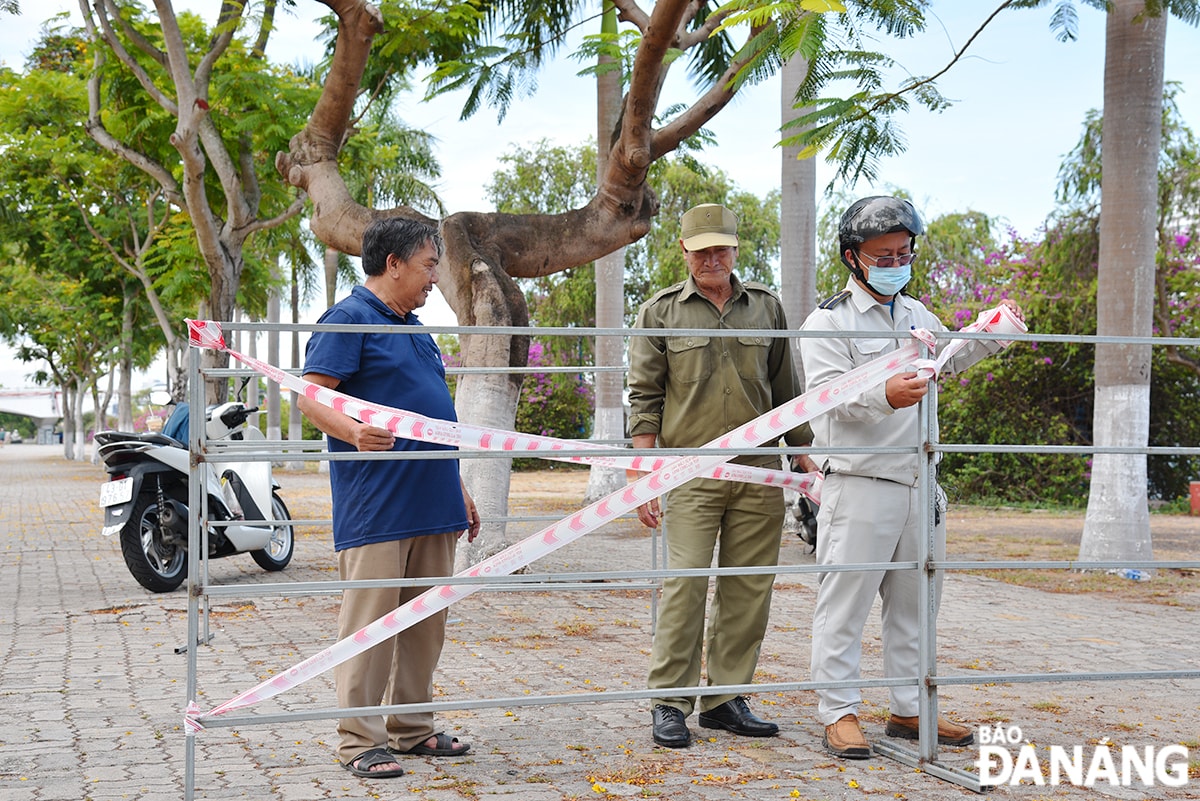 Công tác ra quân, kiểm tra trật tự đô thị, vỉa hè được lực lượng chức năng thực hiện quyết liệt.