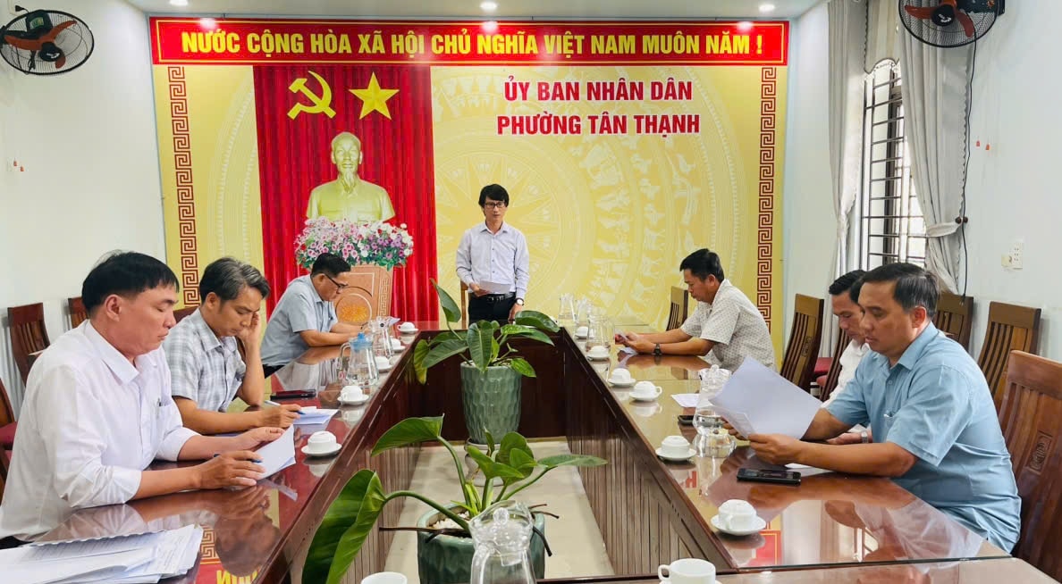 anh bai van kien 21.6