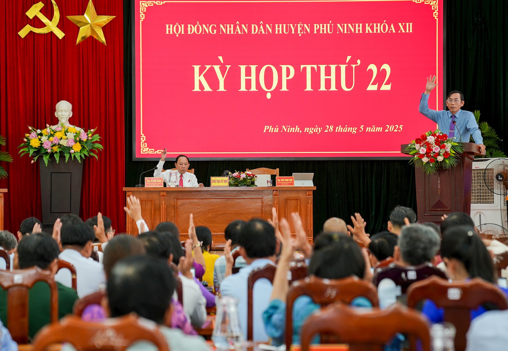 PHU NINH 2